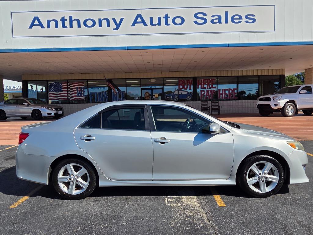 2013 Toyota Camry SE