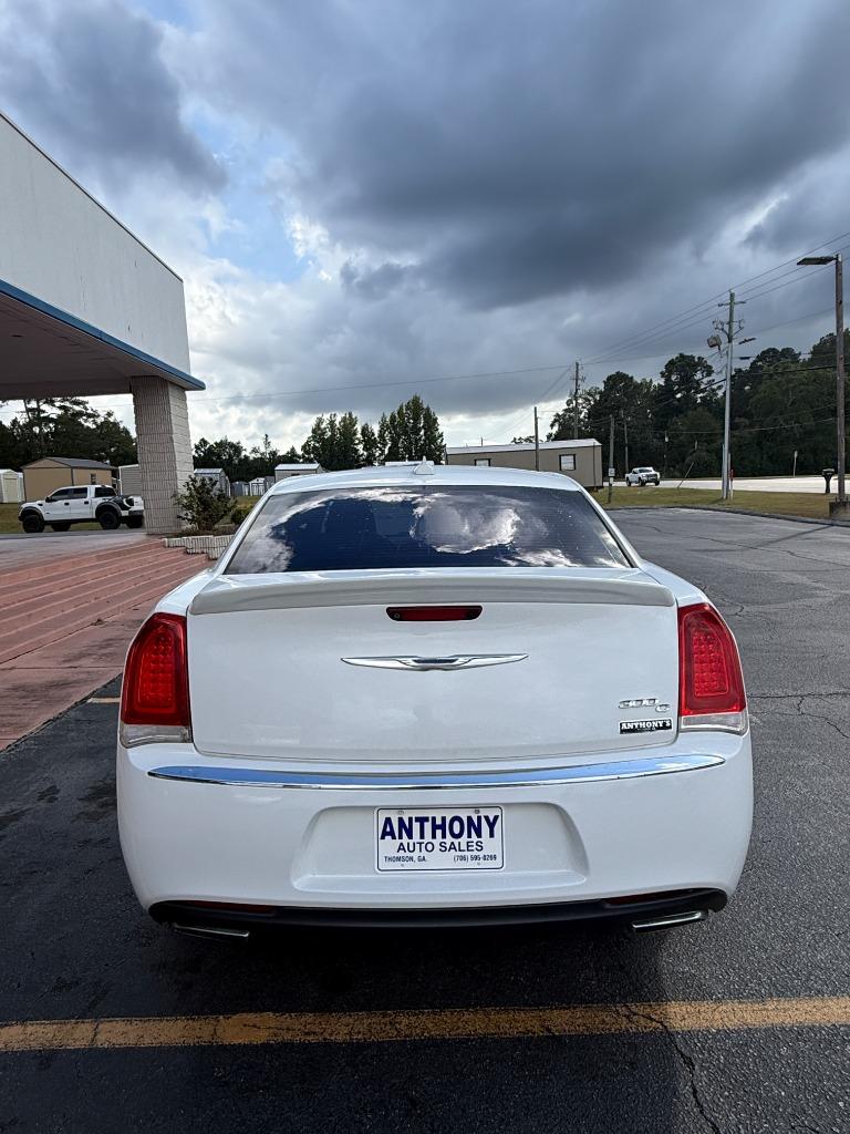 2015 Chrysler 300 C
